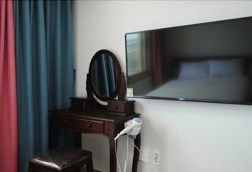 酒店 Seongsanpo Love