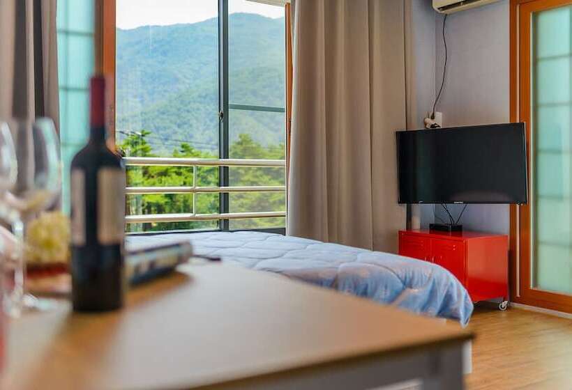 Отель Seorak Pension