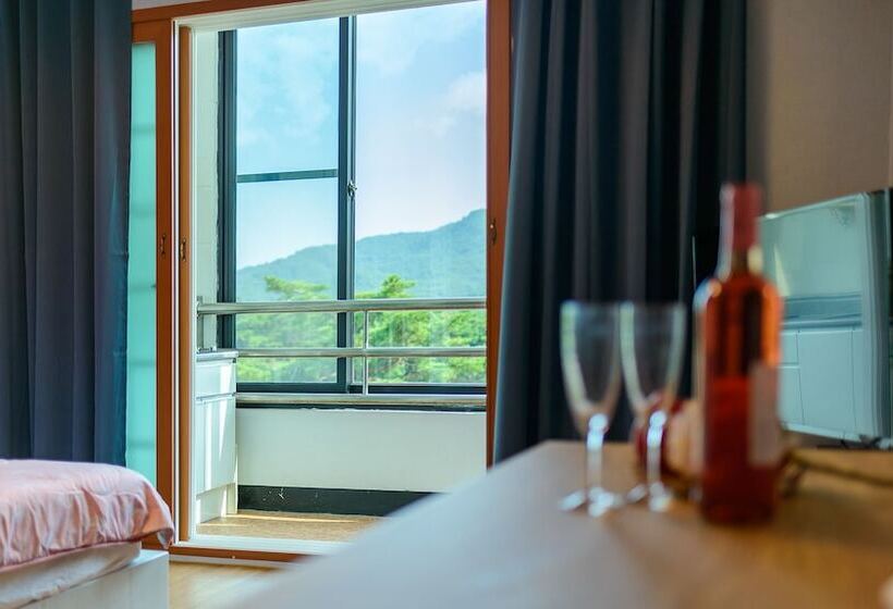 Отель Seorak Pension