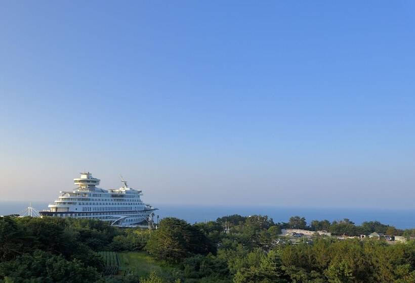 Отель Taehwa Pension