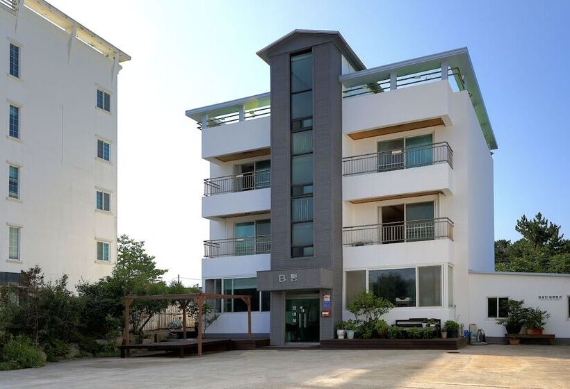 Отель Taehwa Pension