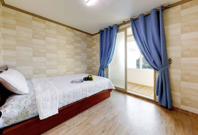 Отель Taehwa Pension