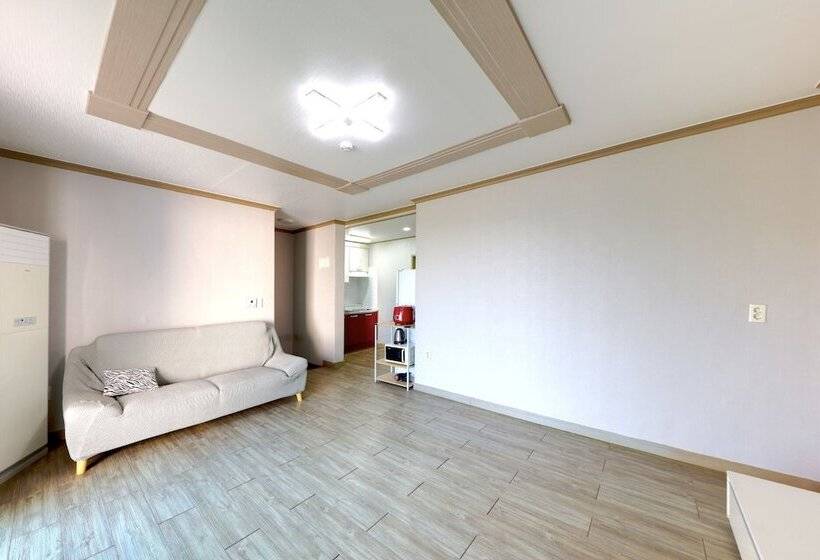 Отель Taehwa Pension