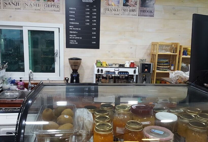 ホテル Wind Jeju Cafe & Pension