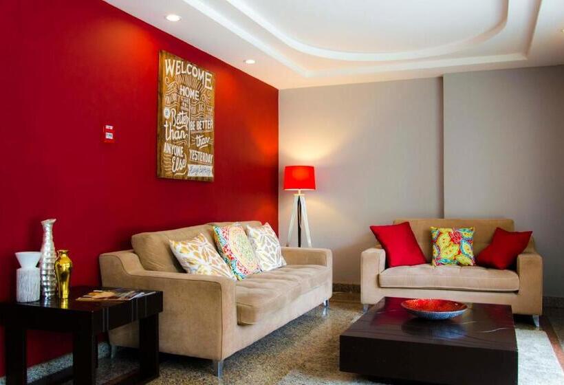 Aparthotel Sevilla Suites