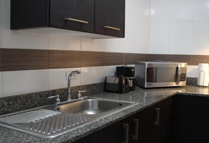 Aparthotel Sevilla Suites