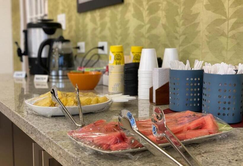 Aparthotel Sevilla Suites