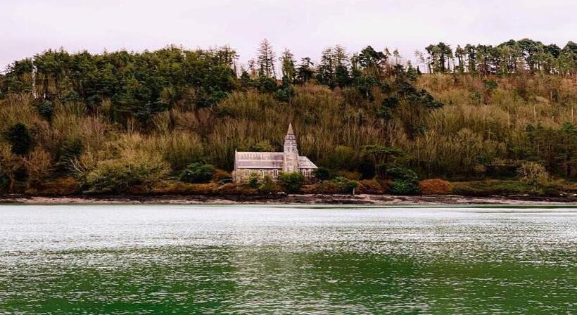 Bella Vista Hotel & Self Catering Suites