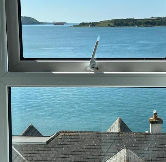 Bella Vista Hotel & Self Catering Suites