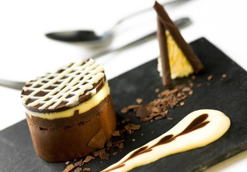 Cork S Vienna Woods Hotel & Villas