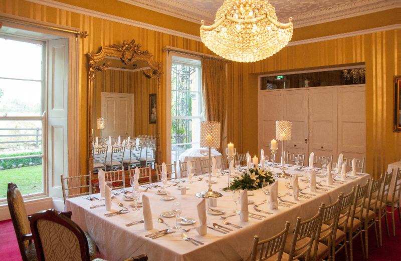 Cork S Vienna Woods Hotel & Villas