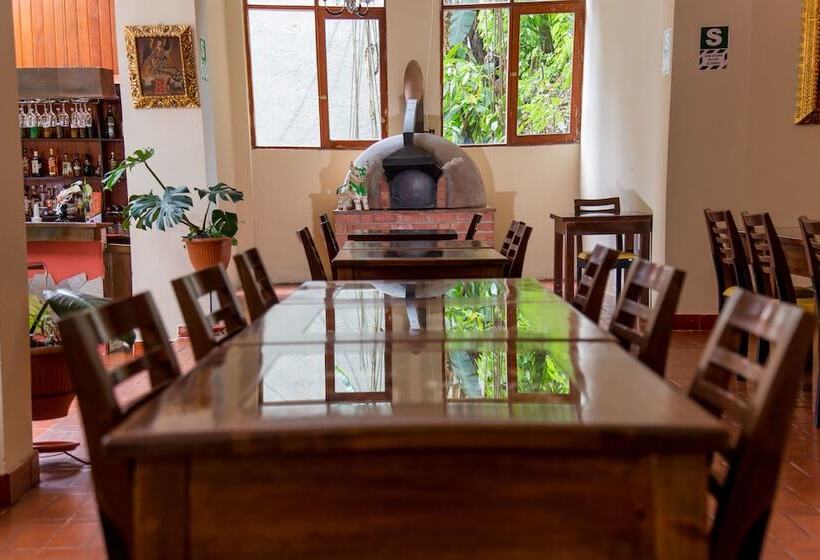 簡易ホテル Santuario Machupicchu