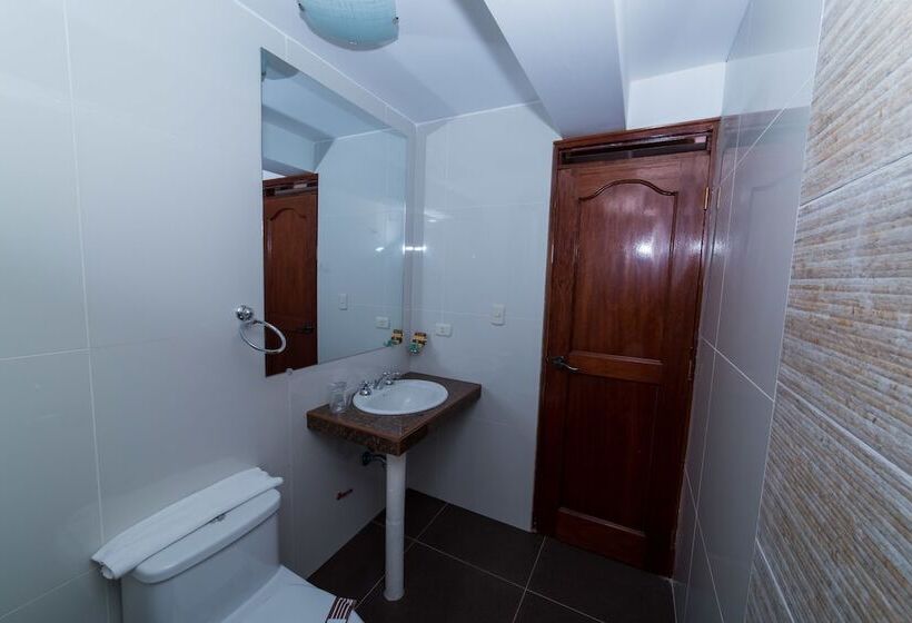 簡易ホテル Santuario Machupicchu