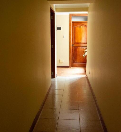 簡易ホテル Santuario Machupicchu