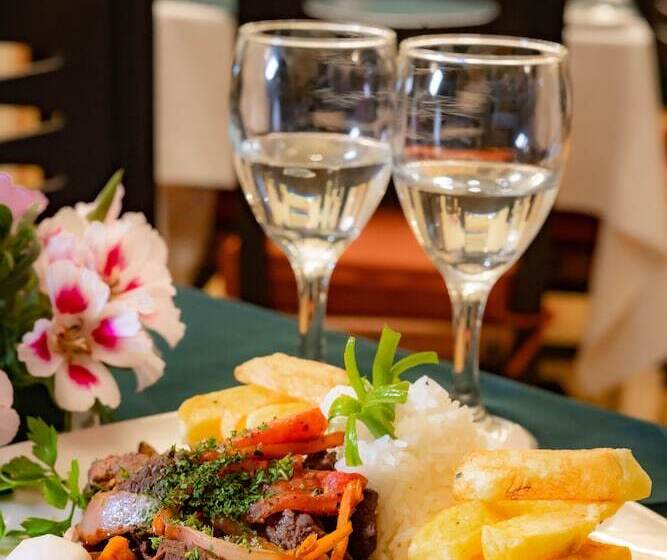 ホテル Agustos Cusco