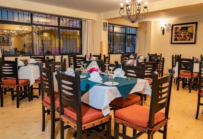 ホテル Agustos Cusco