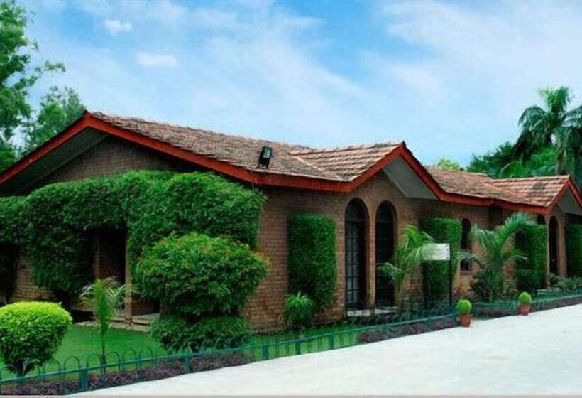Отель Ashok Country Resort