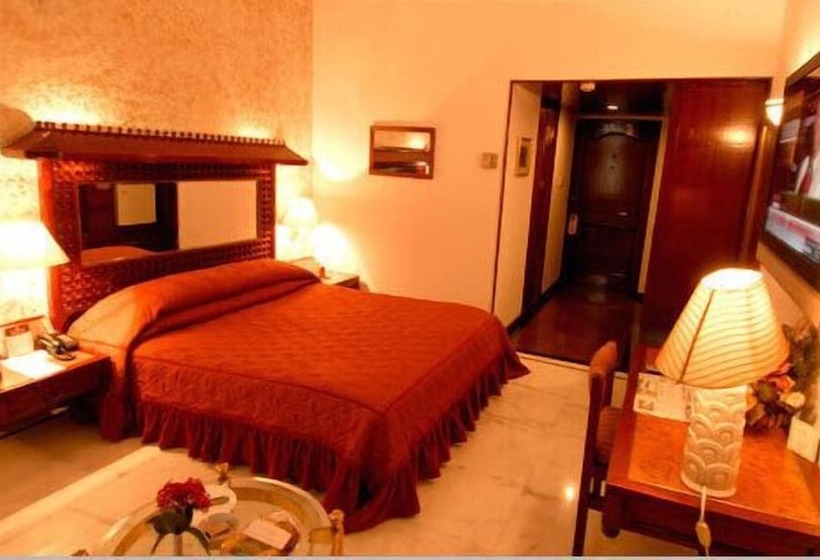 Отель Ashok Country Resort