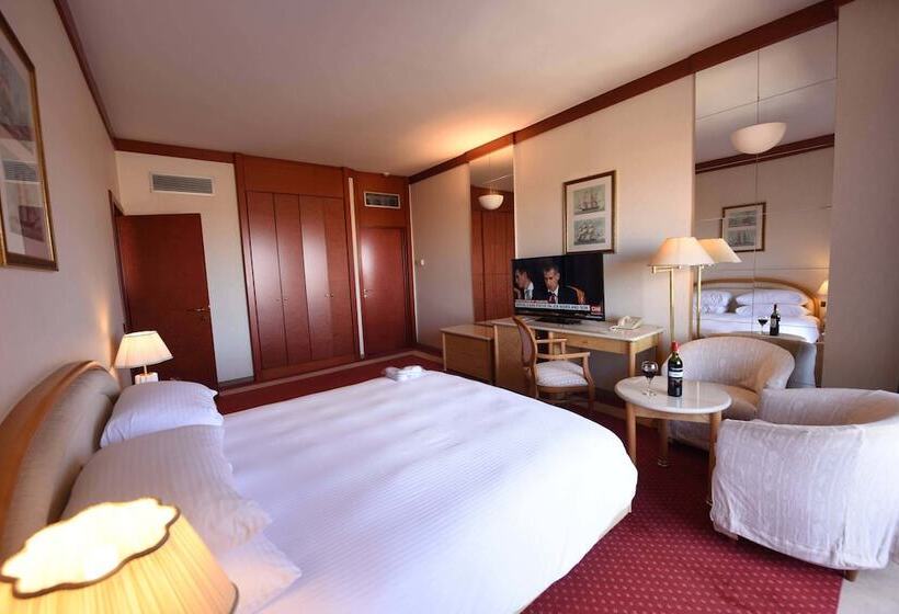 فندق Asmara Palace