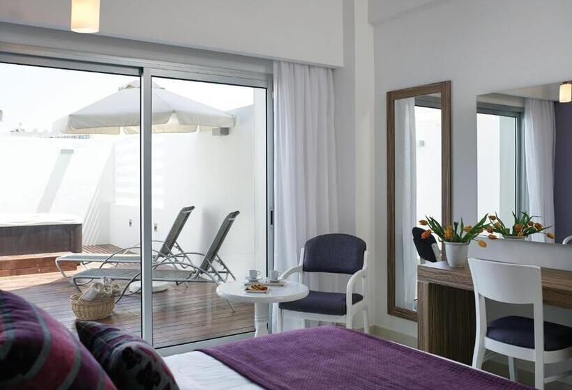 Отель Atlantica Sea Breeze, Adults Only