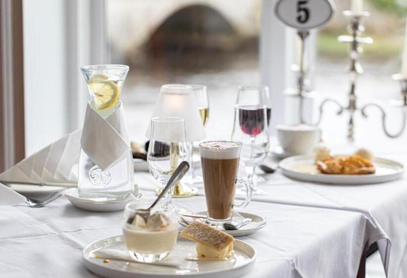 בית מלון כפרי Ballina Manor