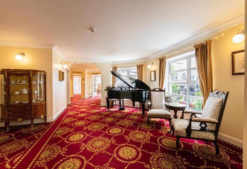 בית מלון כפרי Ballina Manor