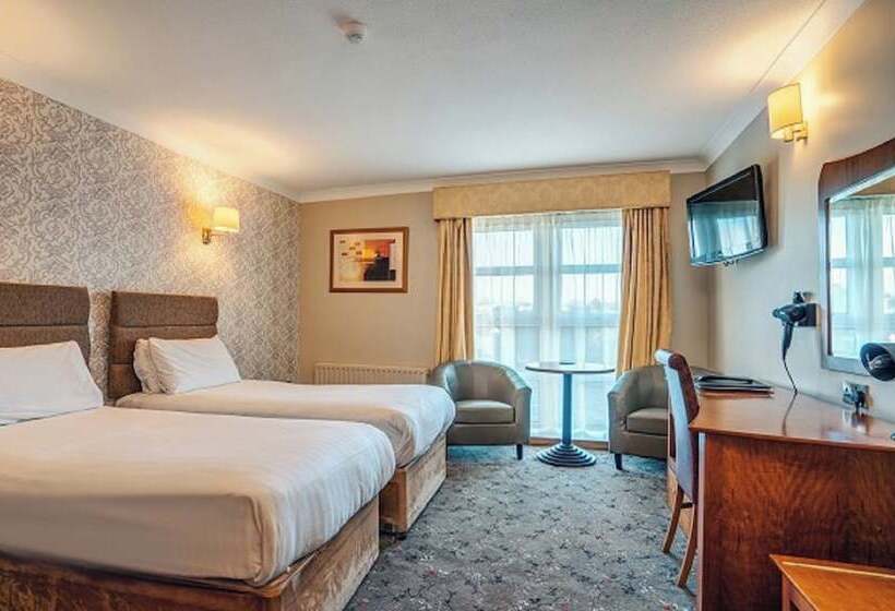 בית מלון כפרי Ballina Manor