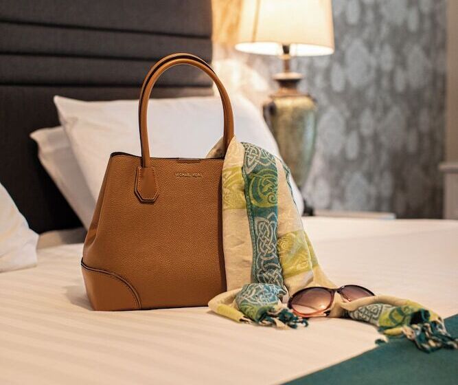 בית מלון כפרי Ballina Manor