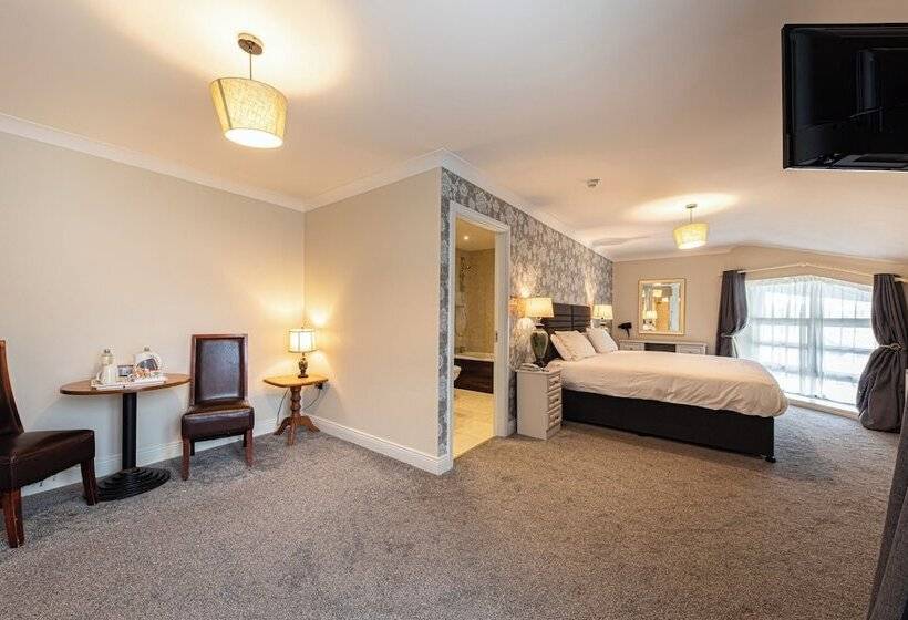 בית מלון כפרי Ballina Manor