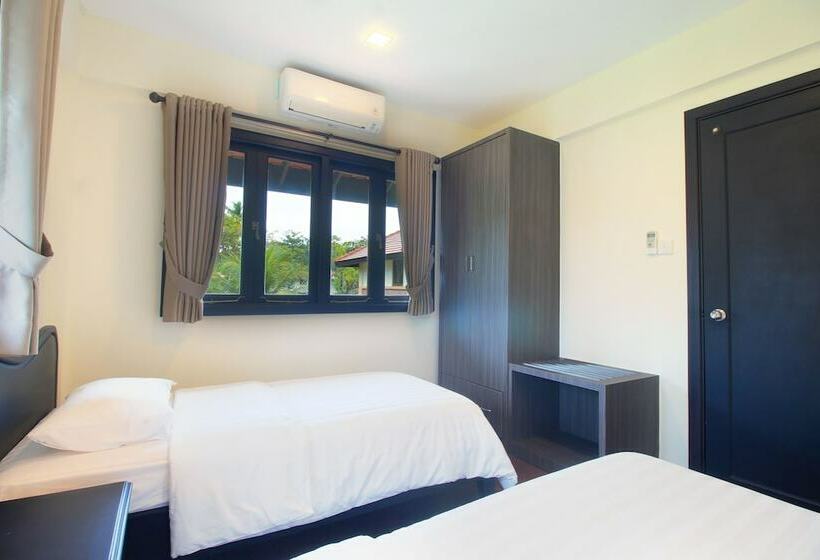 호텔 Banyu Biru Villa