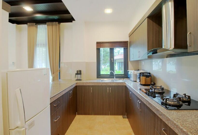 호텔 Banyu Biru Villa