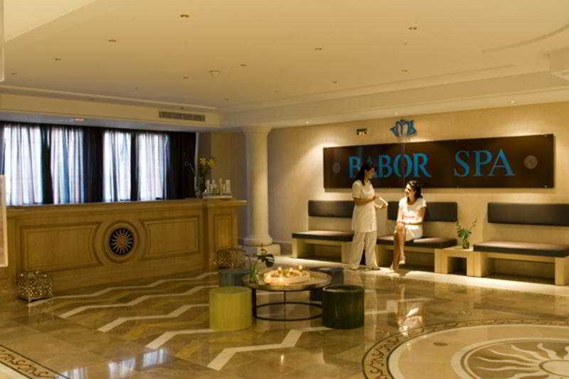 هتل Barcelo Concorde Les Berges Du Lac