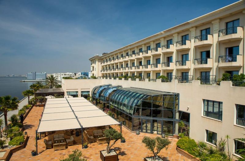 هتل Barcelo Concorde Les Berges Du Lac