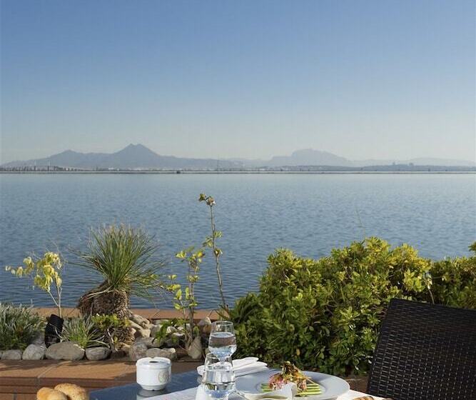 هتل Barcelo Concorde Les Berges Du Lac