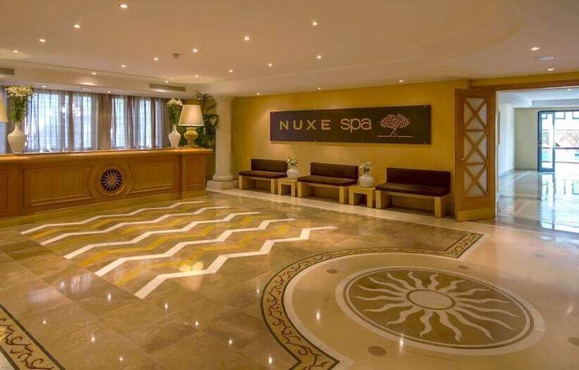 هتل Barcelo Concorde Les Berges Du Lac