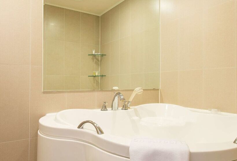 هتل Best Western Premier Incheon Airport