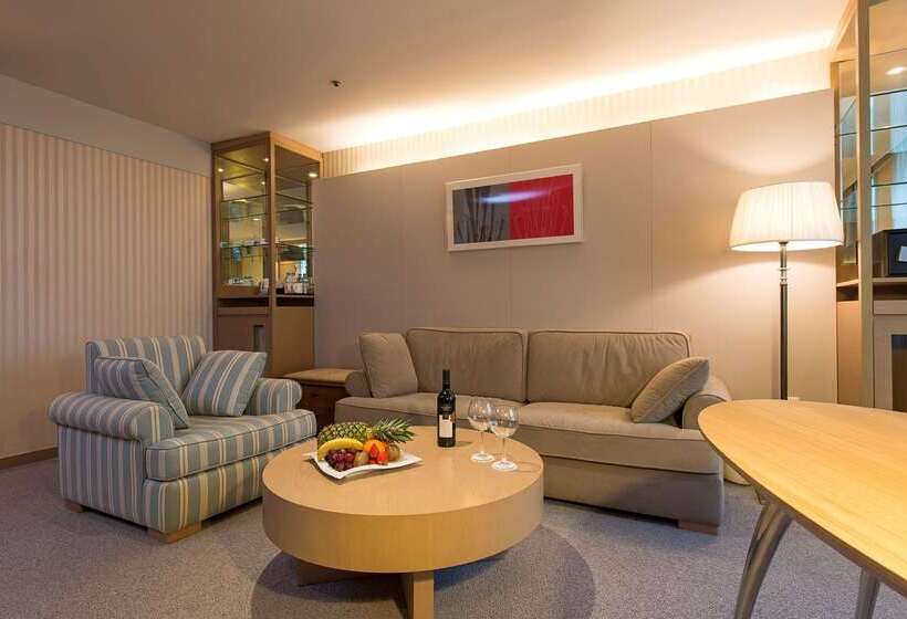 هتل Best Western Premier Incheon Airport