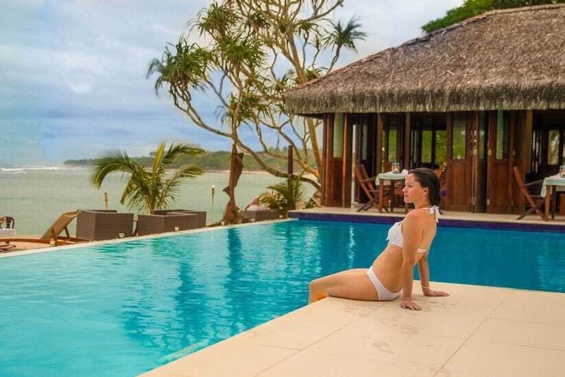 Hotel Breakas Beach Resort