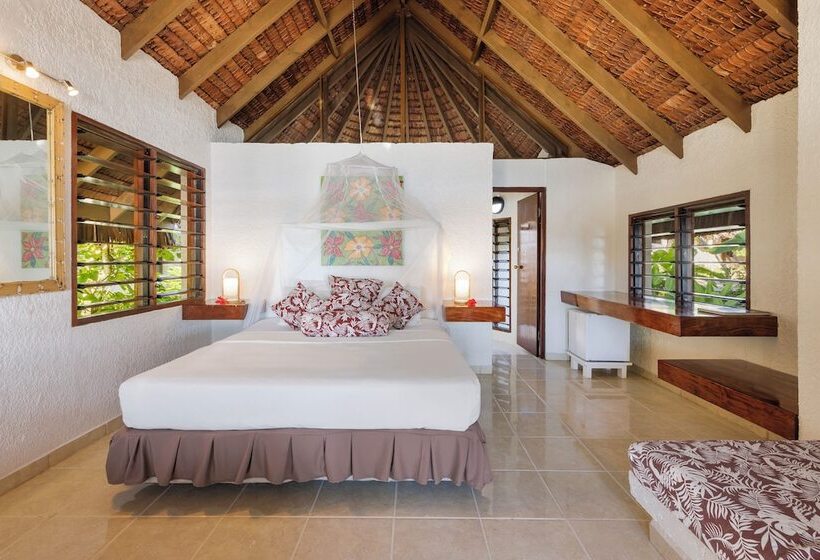 هتل Breakas Beach Resort