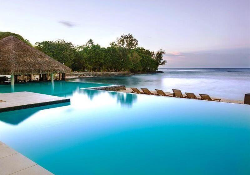 هتل Breakas Beach Resort