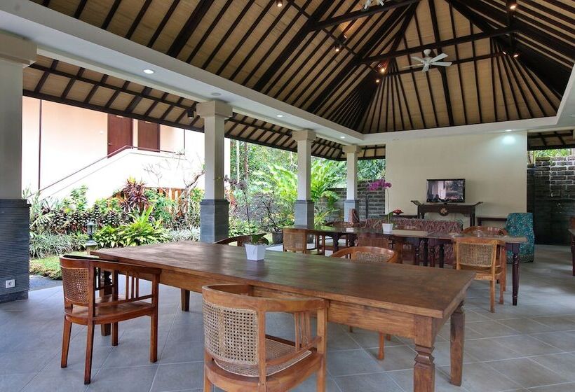 בית מלון כפרי Cempaka Belimbing Villa