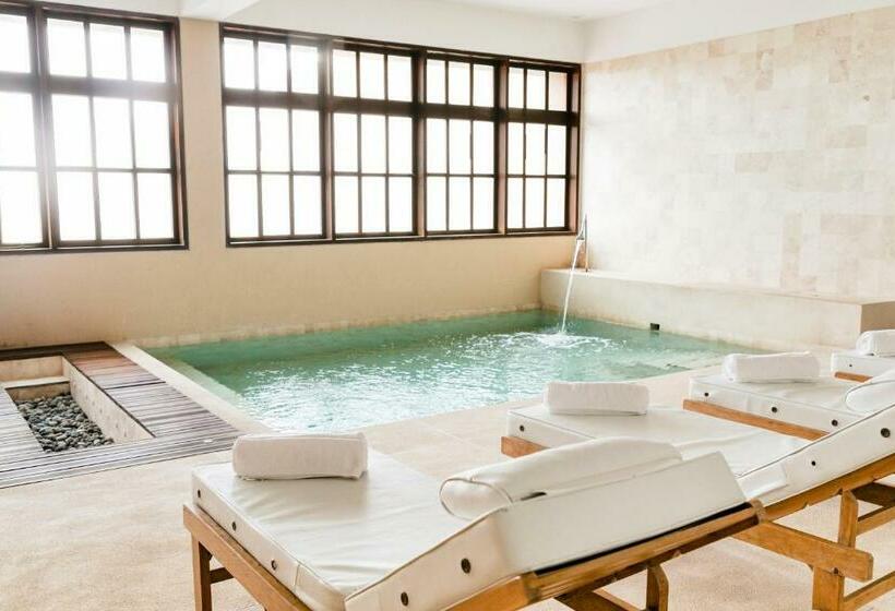 Отель Costa Del Sol Wyndham Trujillo