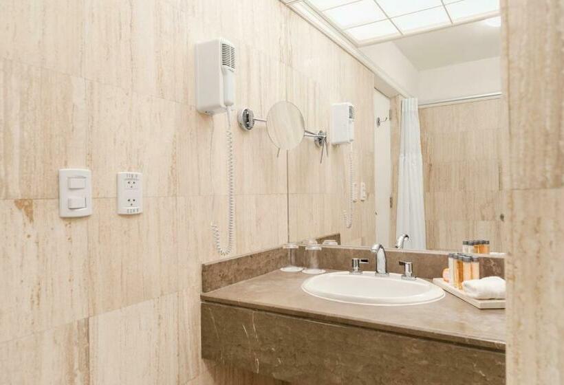 Отель Costa Del Sol Wyndham Trujillo