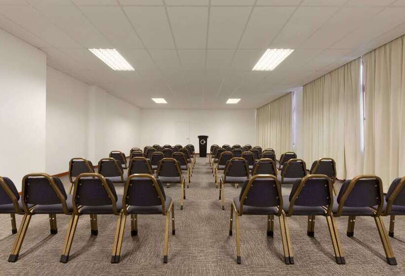 Отель Costa Del Sol Wyndham Trujillo