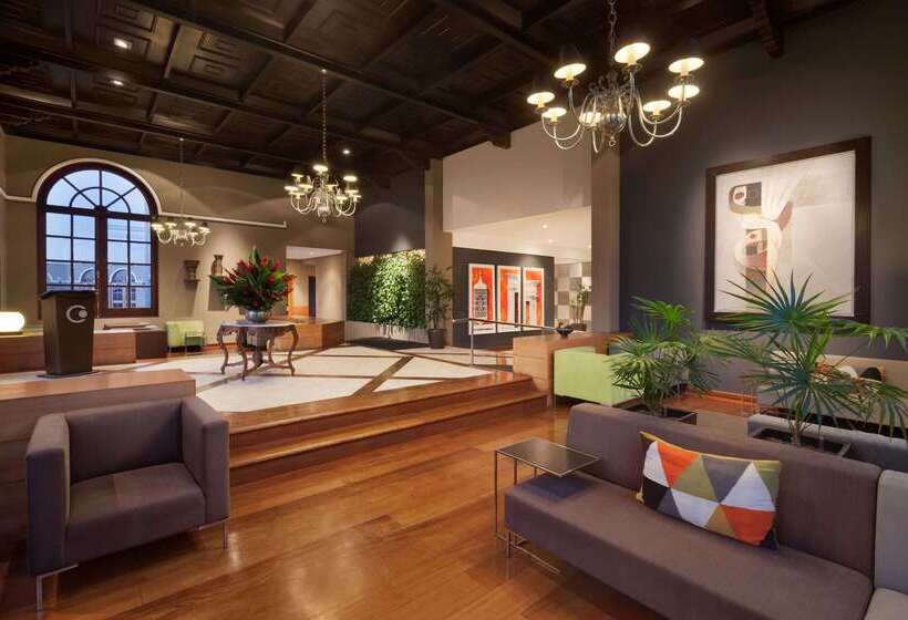 Отель Costa Del Sol Wyndham Trujillo