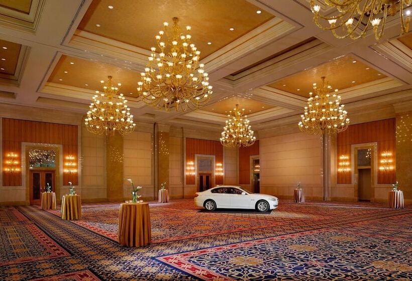 هتل Courtyard By Marriott Kuwait City