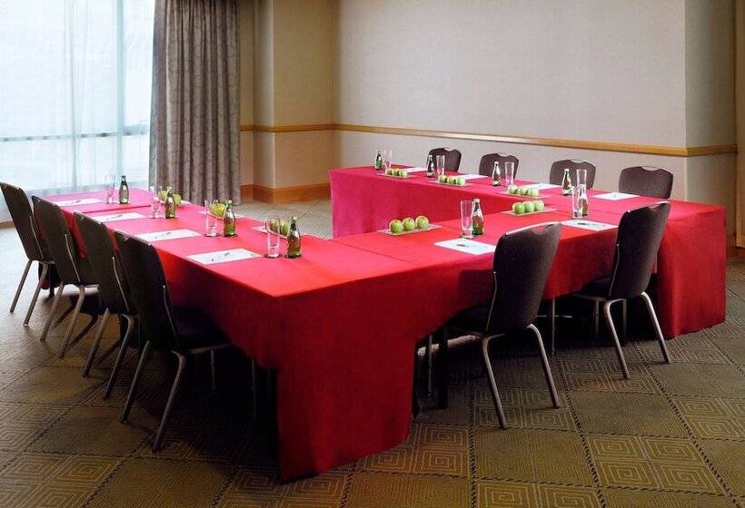 هتل Courtyard By Marriott Kuwait City