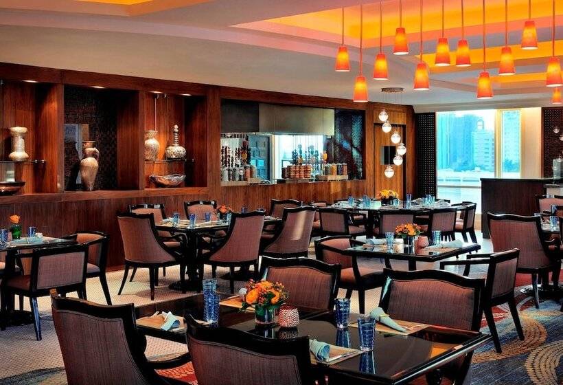 هتل Courtyard By Marriott Kuwait City