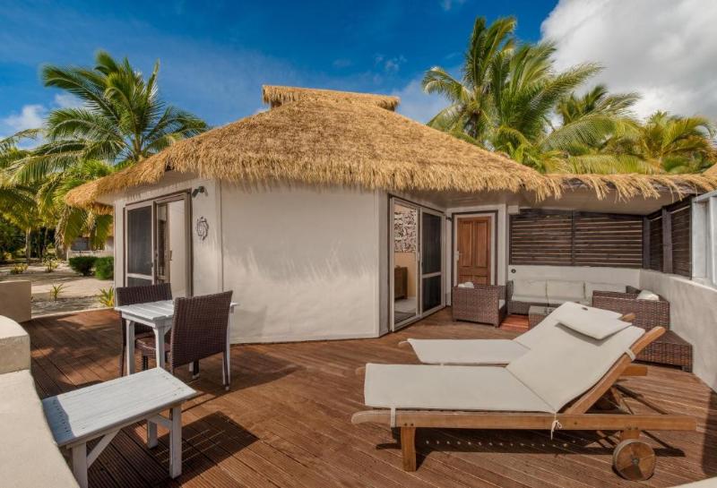 호텔 Crown Beach Resort & Spa