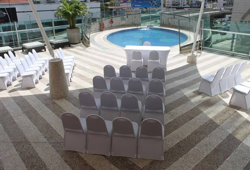 Decapolis Hotel Panama City